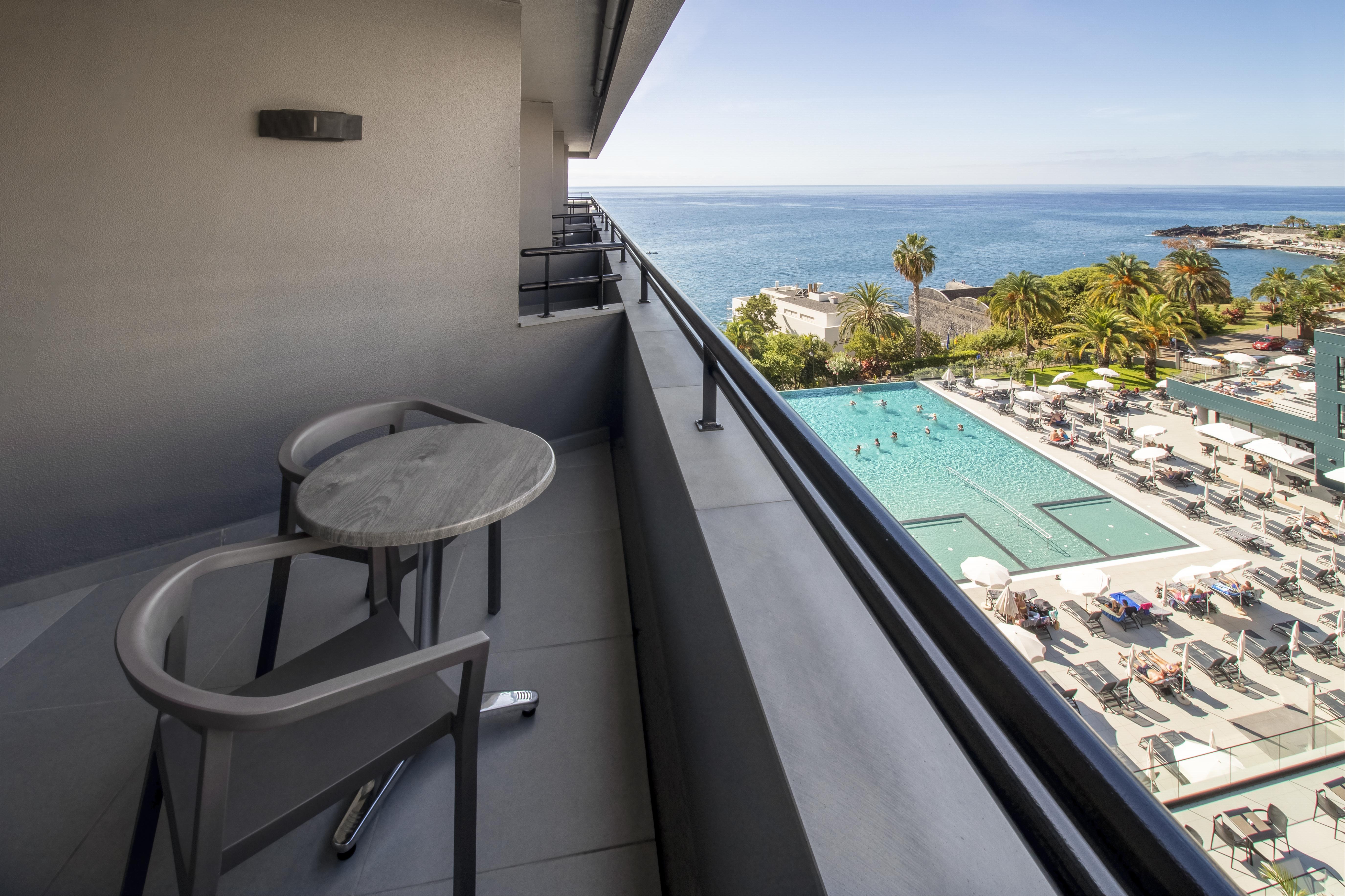 Enotel Lido Фуншал Екстериор снимка A balcony